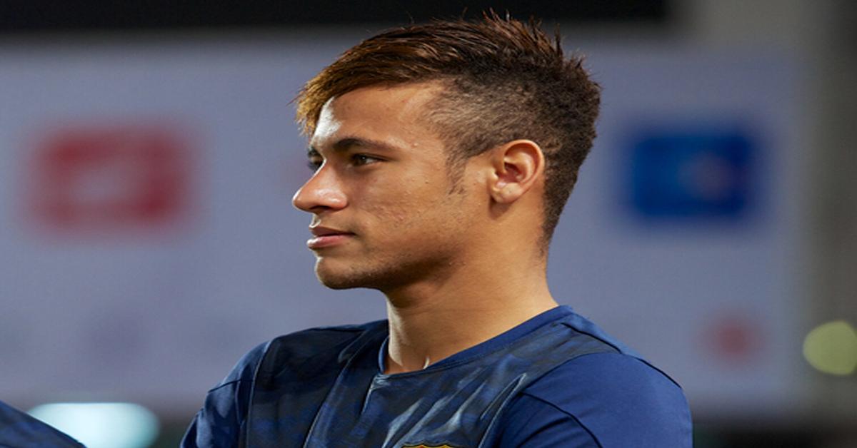 Neymar with a simple short hairstyle