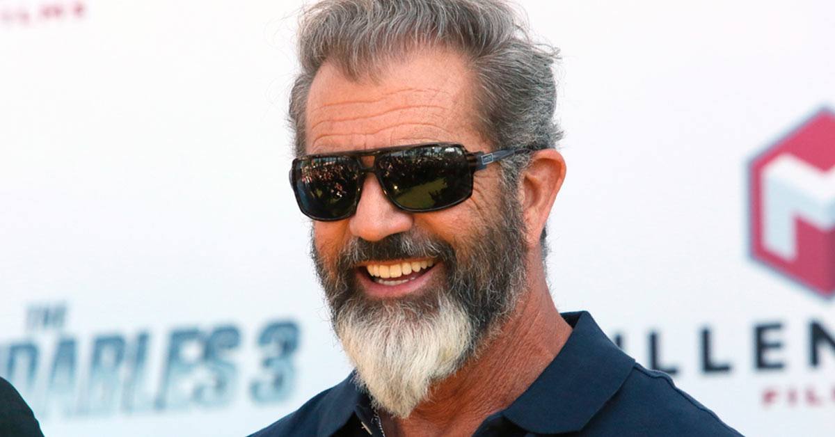 Mel Gibson with duck tail beard