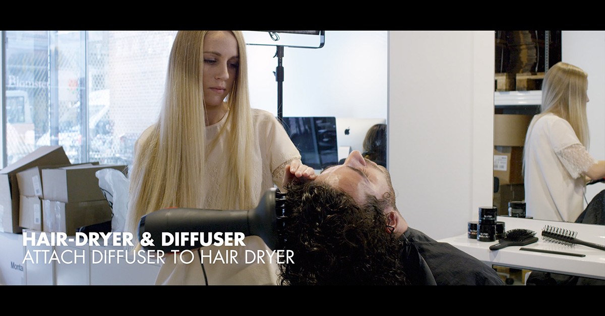 Blow dry the hair with a diffuser