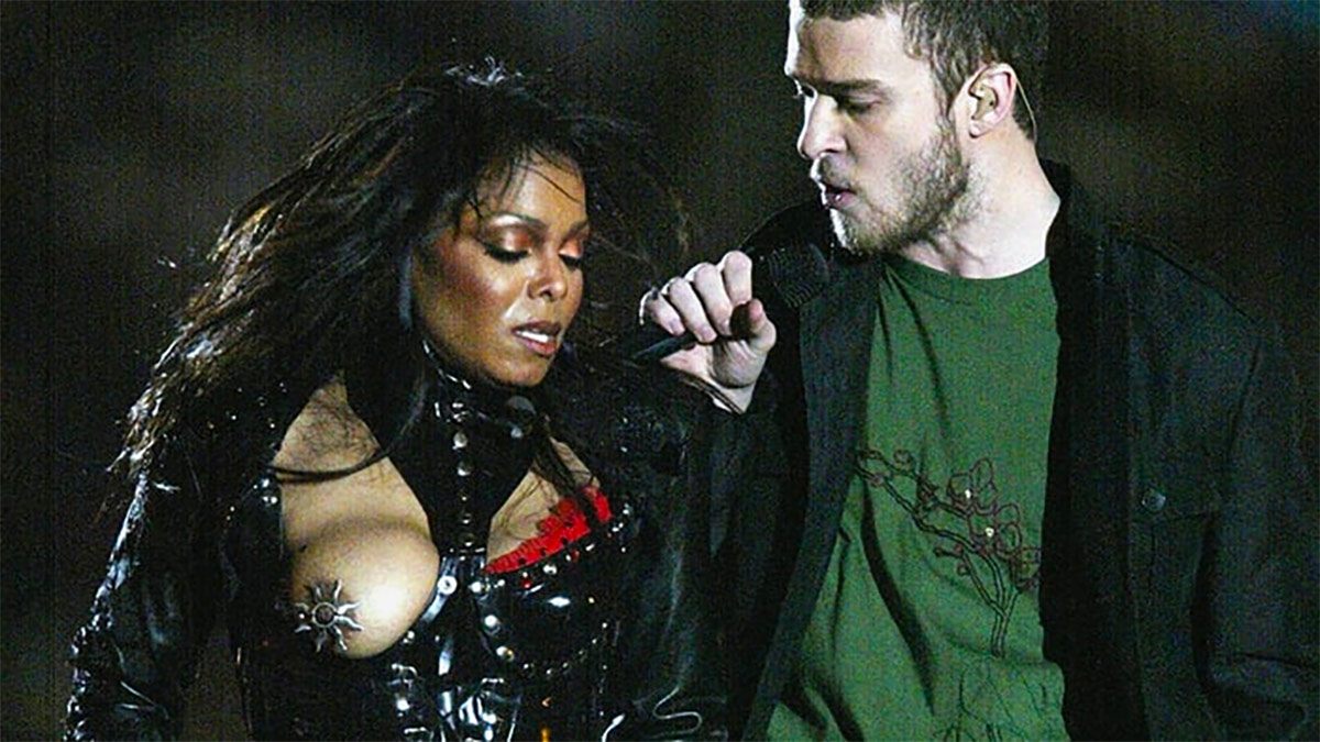 Janet Jackson and Justin Timberlake Super Bowl XXXVIII